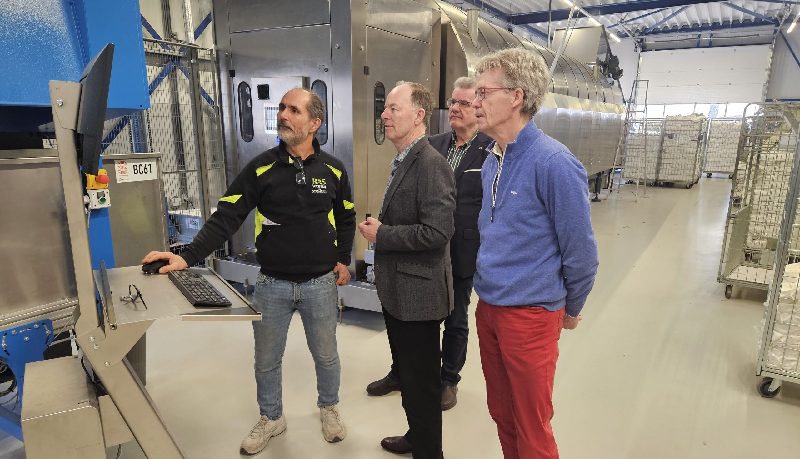 College Drechterland bezoekt RAS Wasserij en Stomerij Hoogkarspel