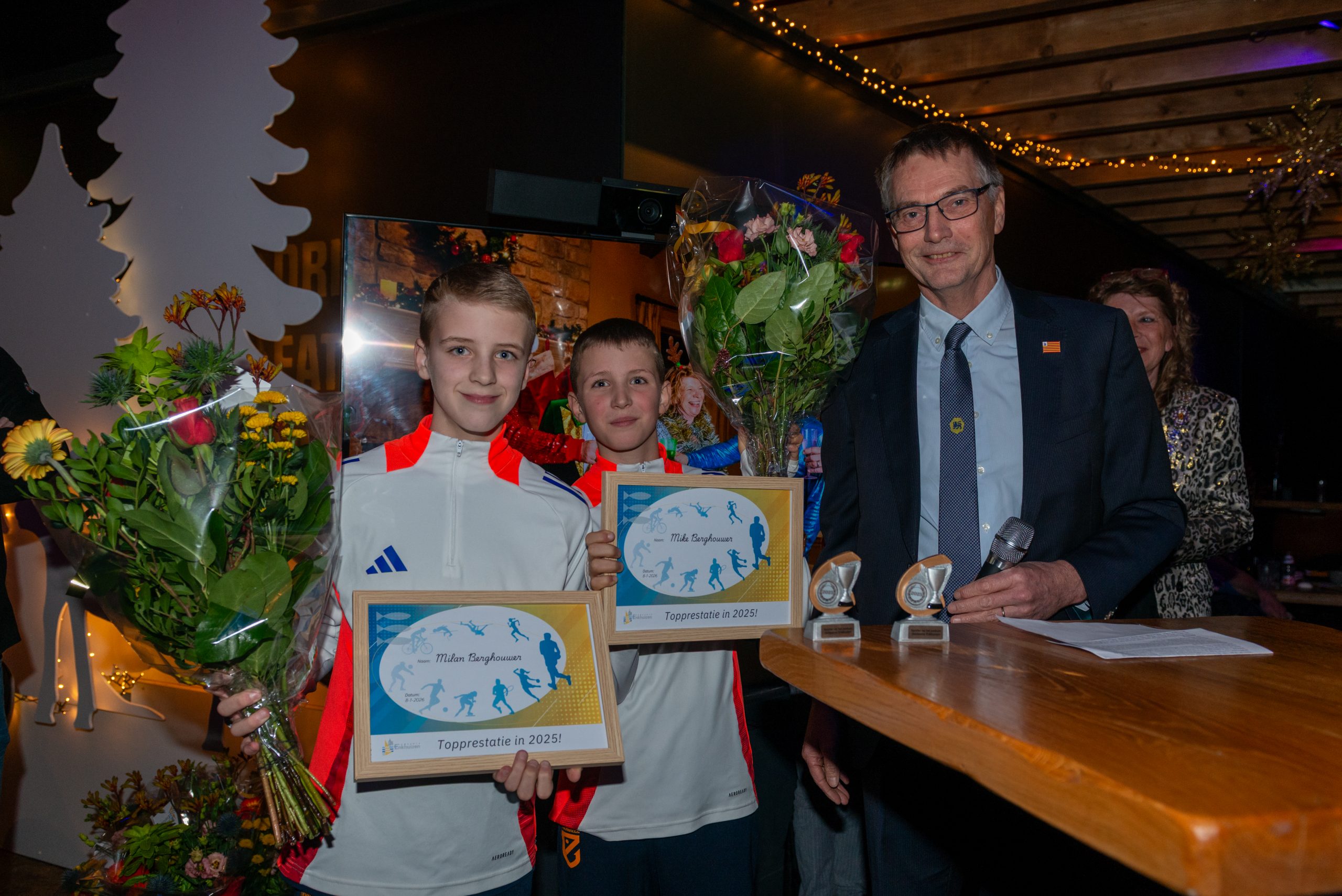 Huldiging van sporters tijdens nieuwjaarsreceptie