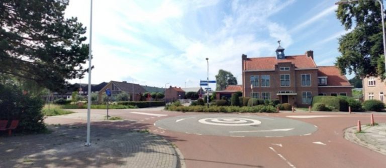 Rotonde Zujiderdracht naar Boekert in Oosterblokker