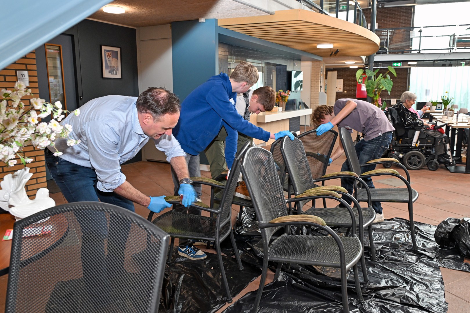 Handen uit de mouwen tijdens NLdoet