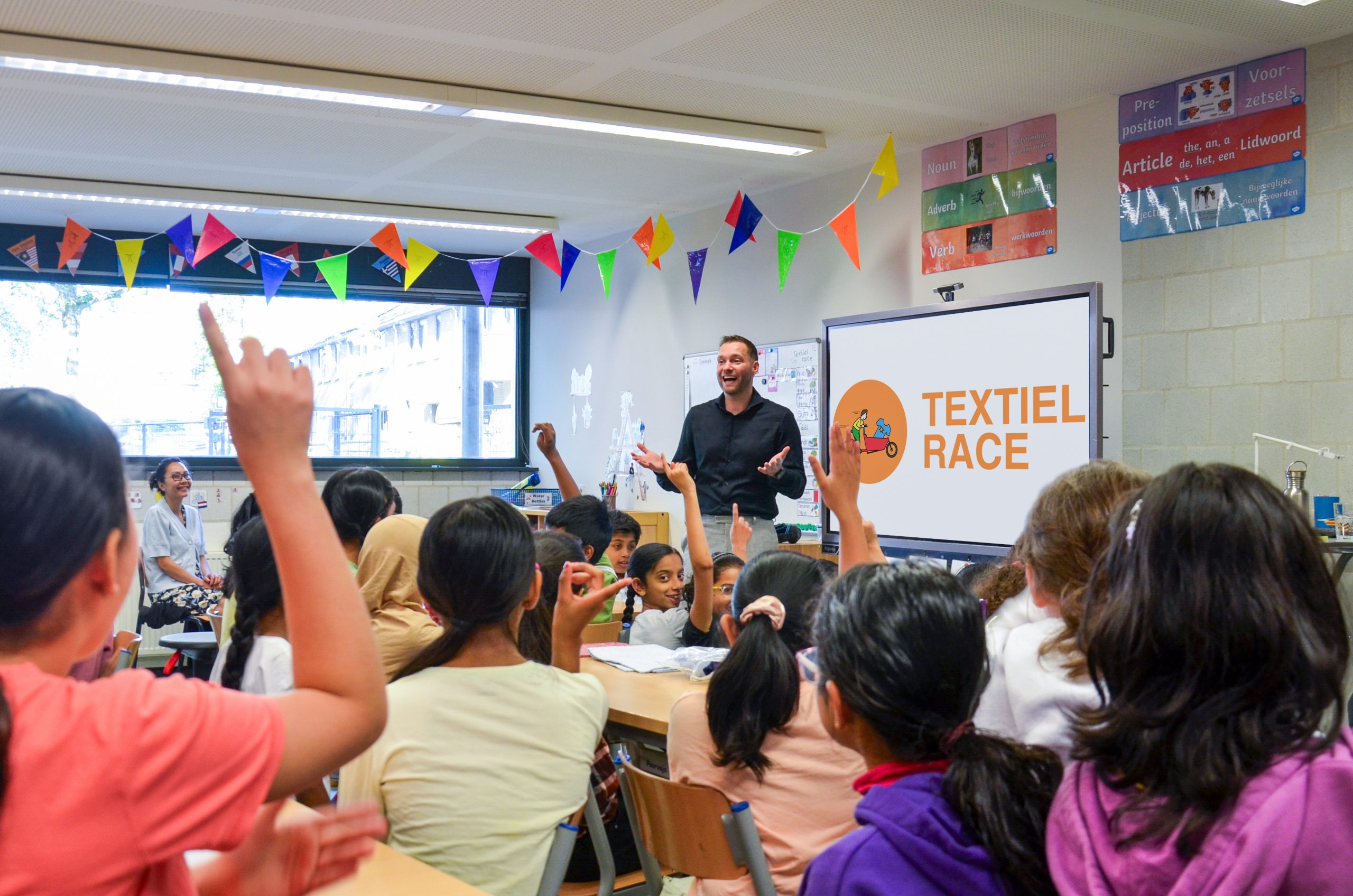 Tien basisscholen gestart met de Textiel Race