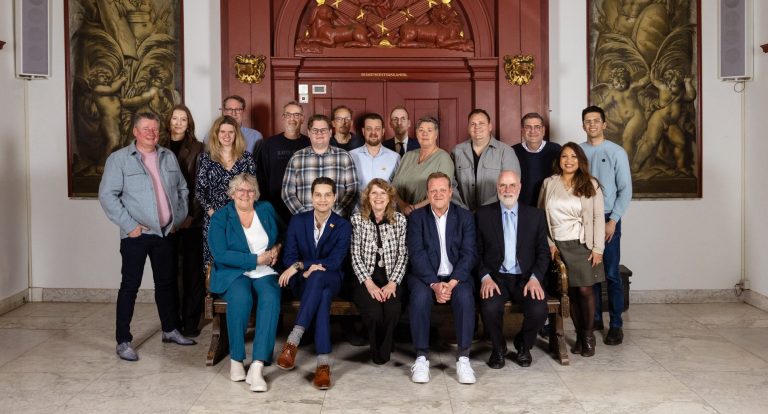 Negen nieuwe raadsleden bij installatie nieuwe gemeenteraad in Drechterland