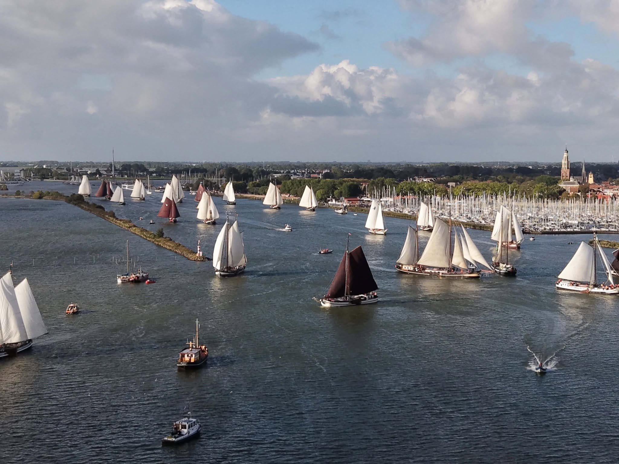 Hollandse luchten tijdens de 51ste Enkhuizer Klipperrace