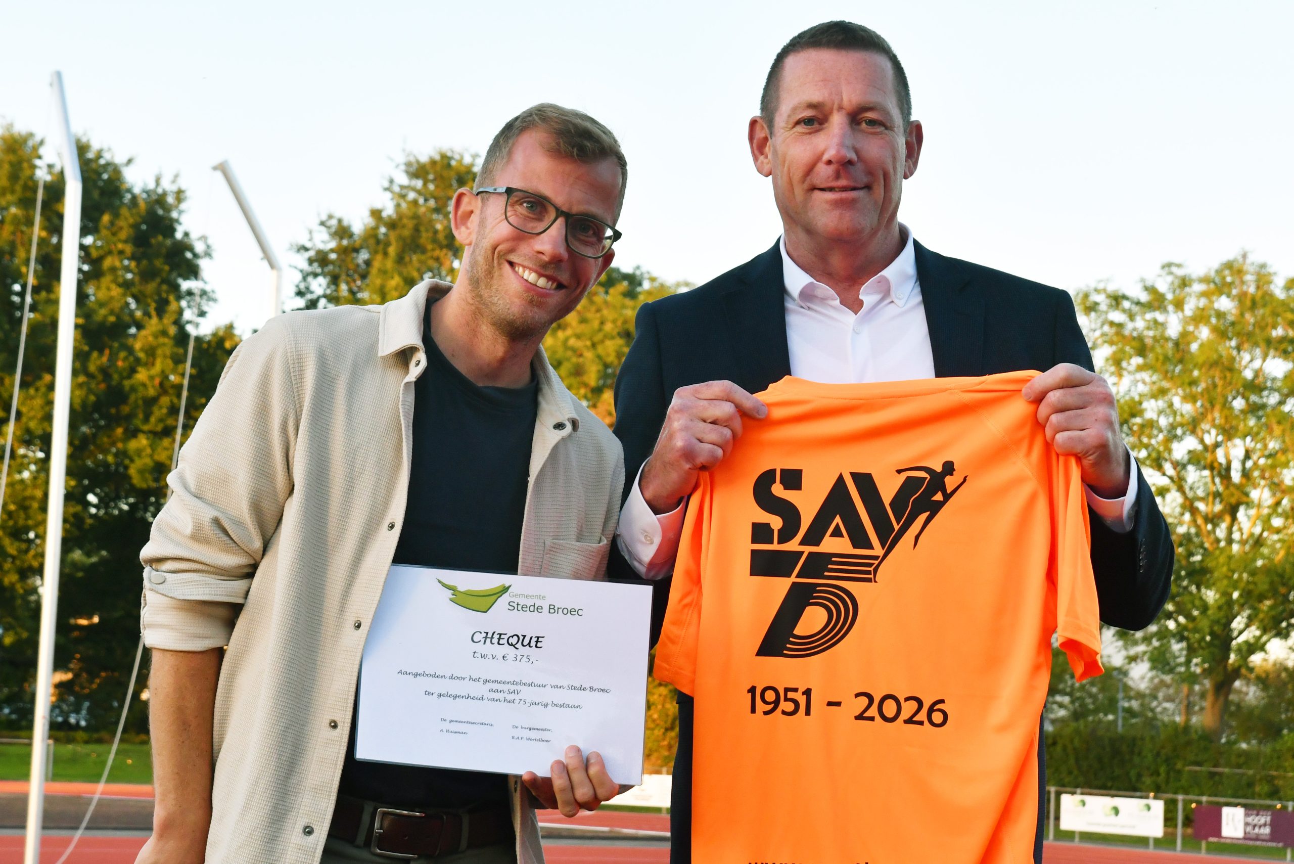 Feestelijke opening vernieuwde atletiekbaan én aftrap 75-jarig SAV
